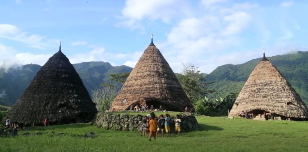 wae rebo tour 2 days 1 night